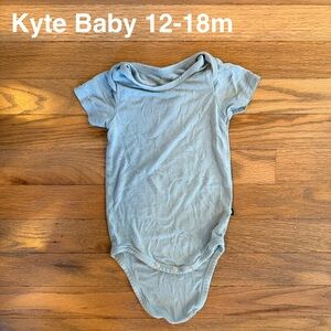 Kyte BABY Soft Gray Kids Bodysuit